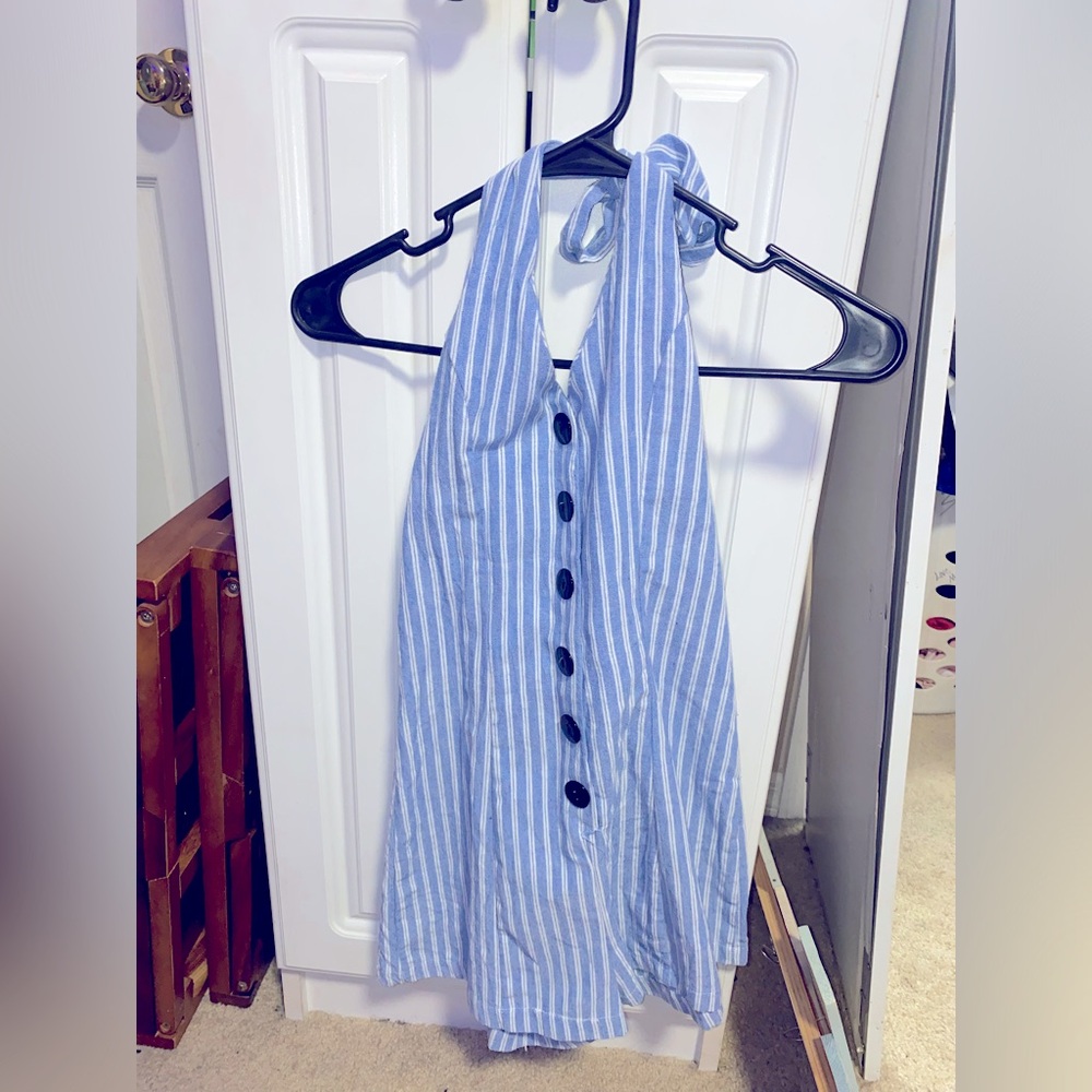 Womans Romper Size XS. Worn 1 time